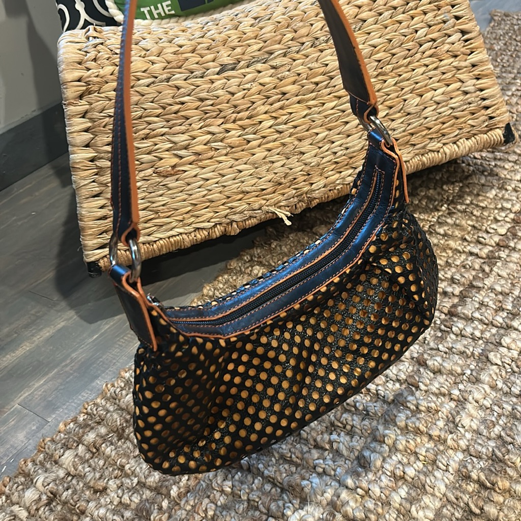 Tosca Blu Y2k Black Netted Orange Shoulder Bag
